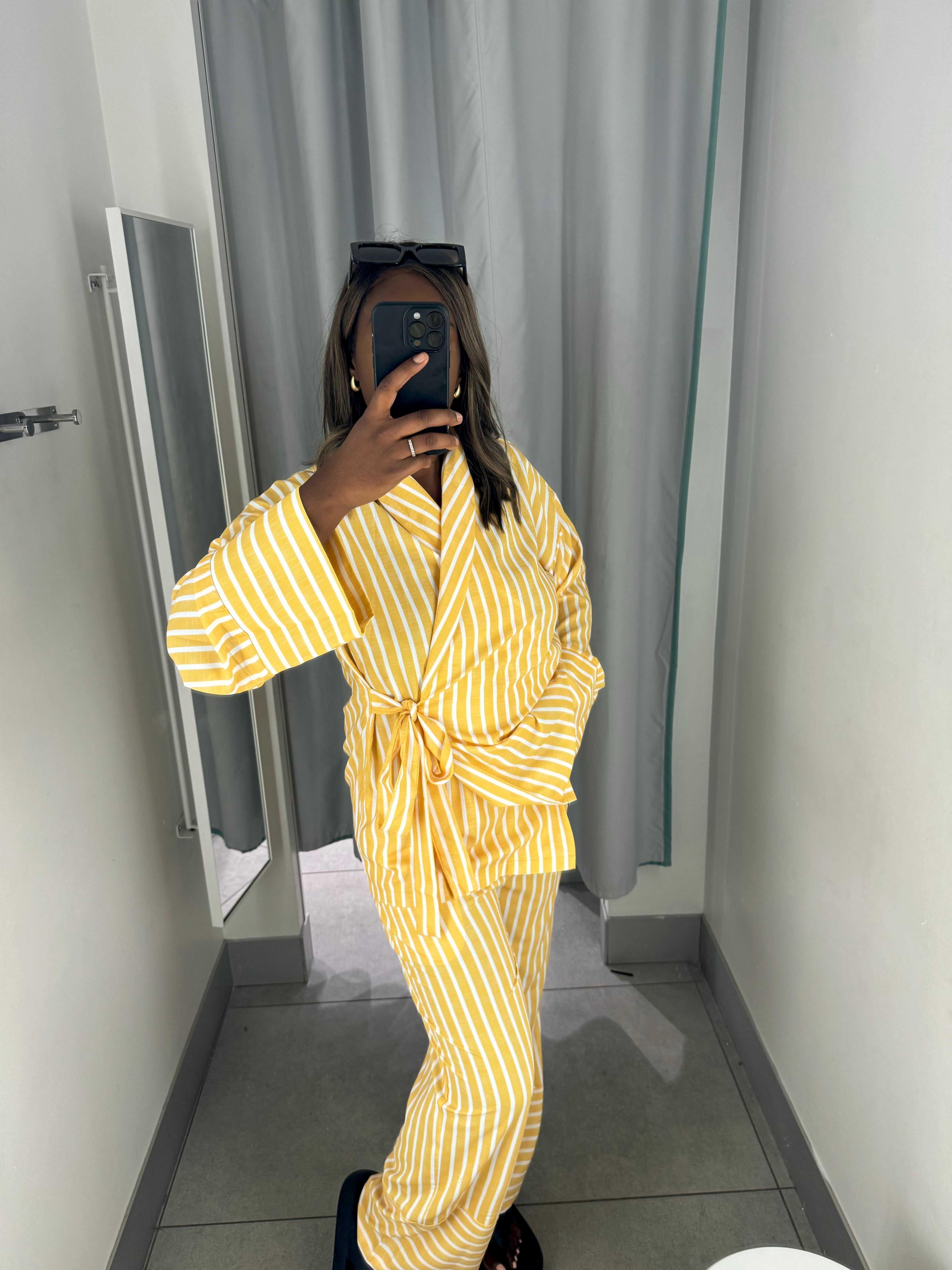 Ensemble jaune à rayure